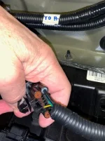 car harness side pin 8 yellow wire (2).webp