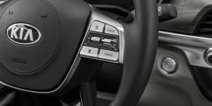 kia-telluride-steering-wheel-controls-right-side.webp